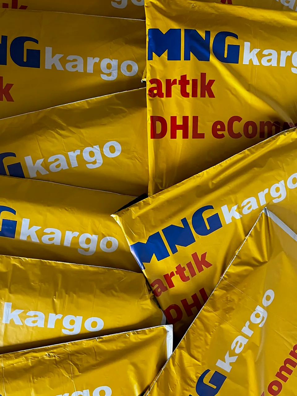 Kargo paketleri: Pixoreco gönderisi